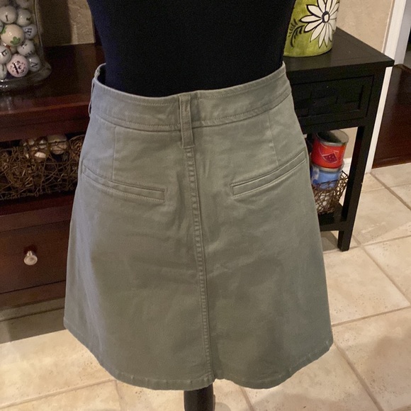 NWT 18” skirt DS-3 - Picture 3 of 7